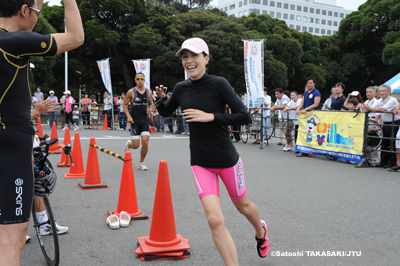 ランを走るリサ・ステッグマイヤーさん